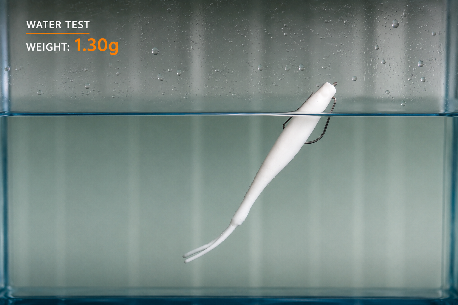 Fishing lure water test at 1.30g